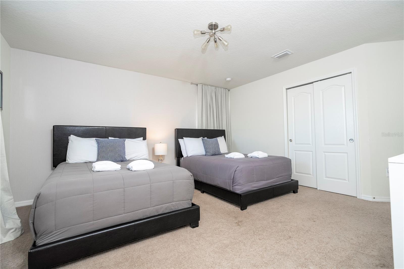 WINDSOR AT WESTSIDE PH 1 - Residential