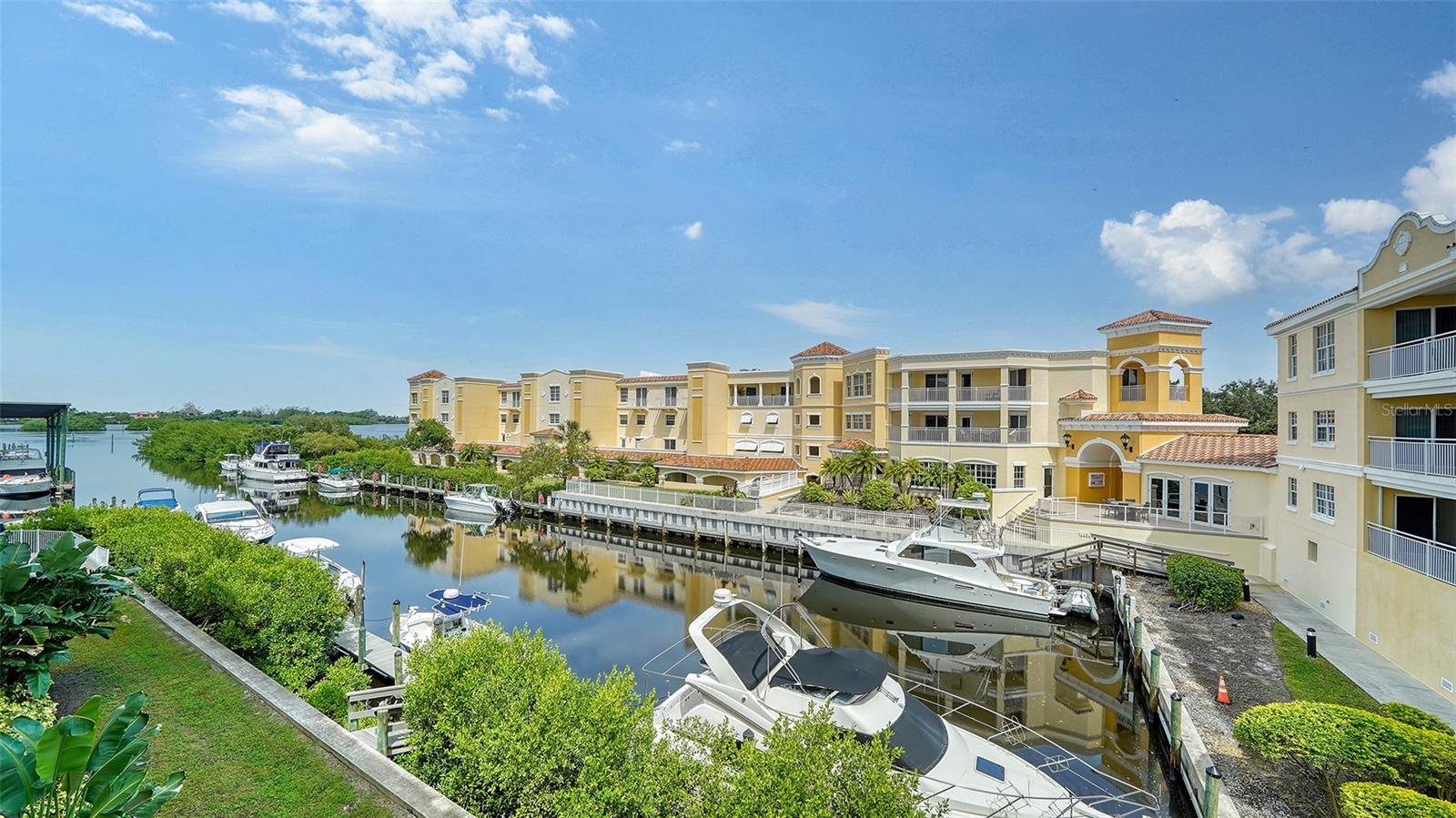 VILLAS AT BELLAGIO HARBOR VILLAGE - Residential Lease