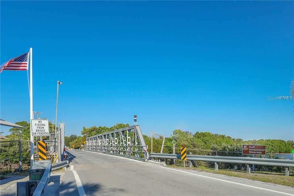 VILLAS AT BELLAGIO HARBOR VILLAGE - Residential Lease