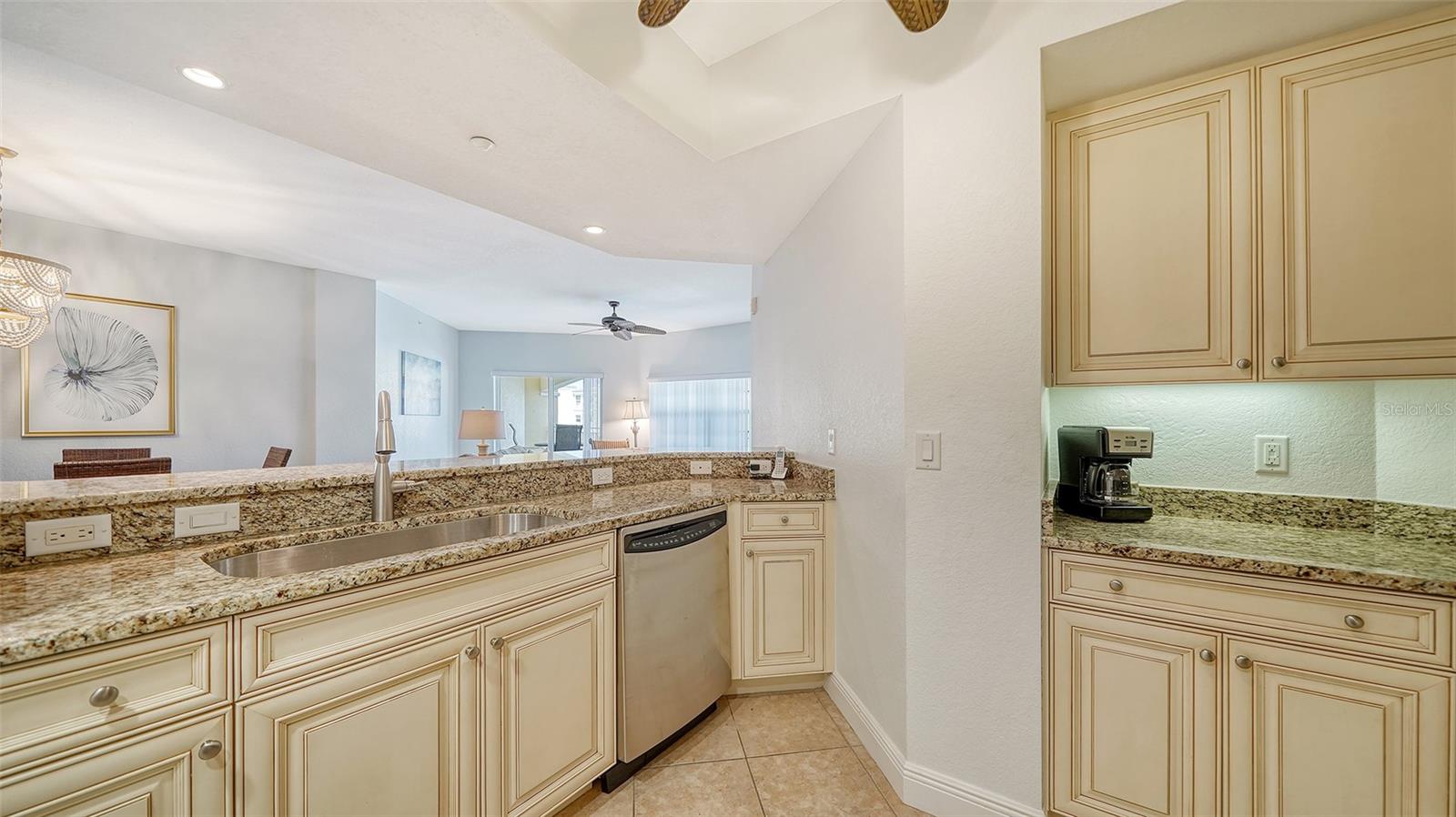 VILLAS AT BELLAGIO HARBOR VILLAGE - Residential Lease