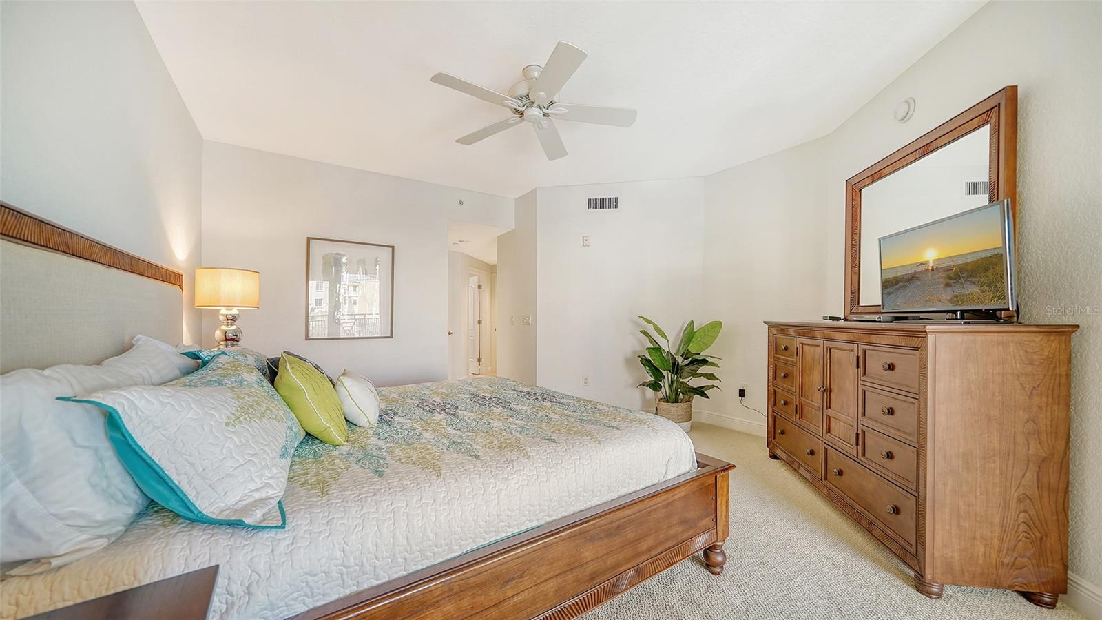 VILLAS AT BELLAGIO HARBOR VILLAGE - Residential Lease