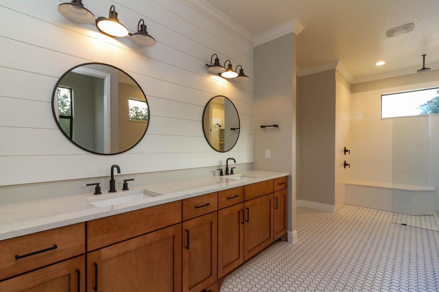 SILVER BEACH HEIGHTS - Residential