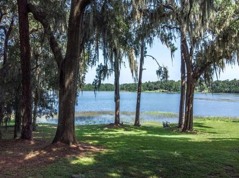 Tiny photo for 1000 Silver Drive, Umatilla, FL 32784 (MLS # G5109980)