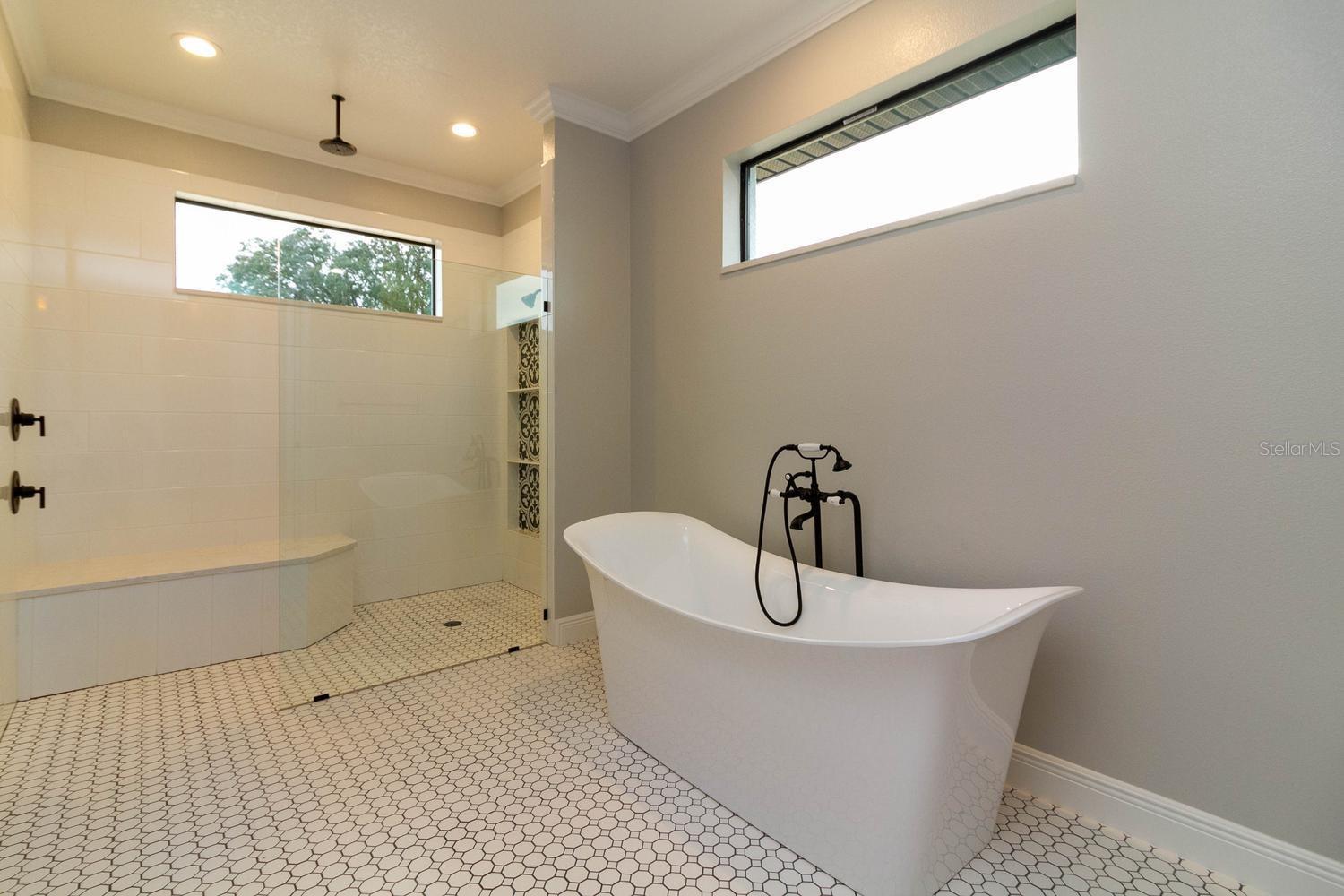 SILVER BEACH HEIGHTS - Residential