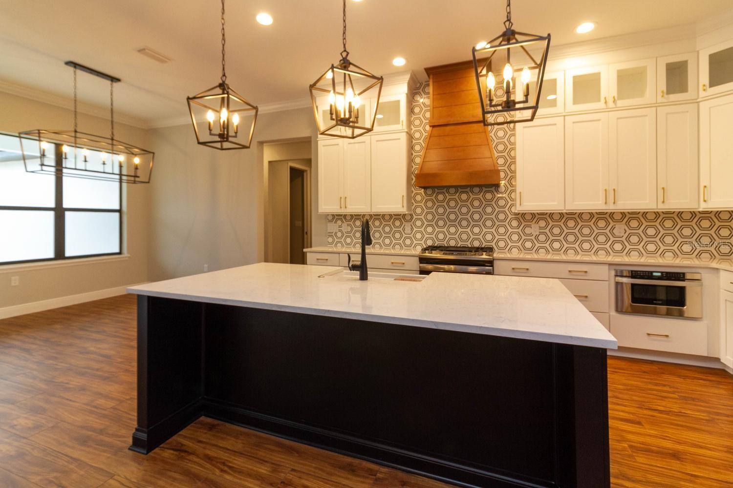 SILVER BEACH HEIGHTS - Residential