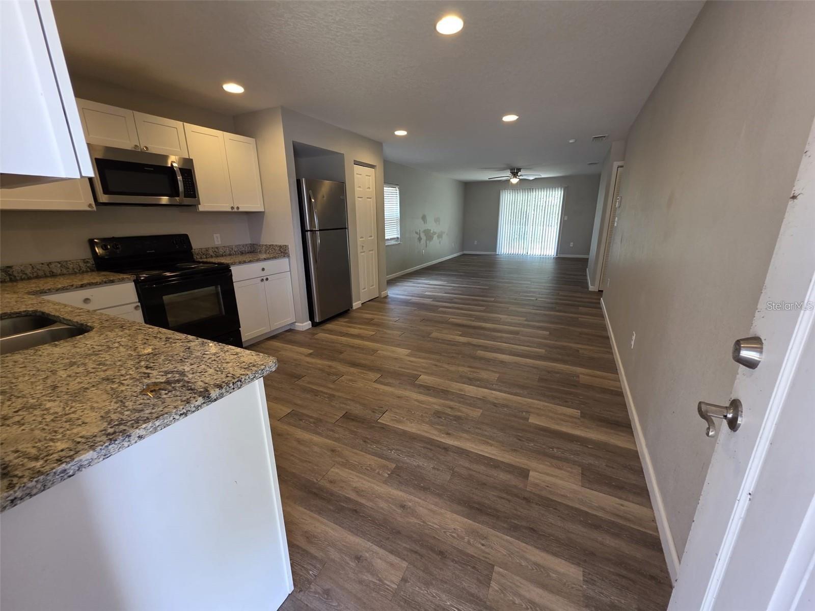 PLYMOUTH PLACE - Residential