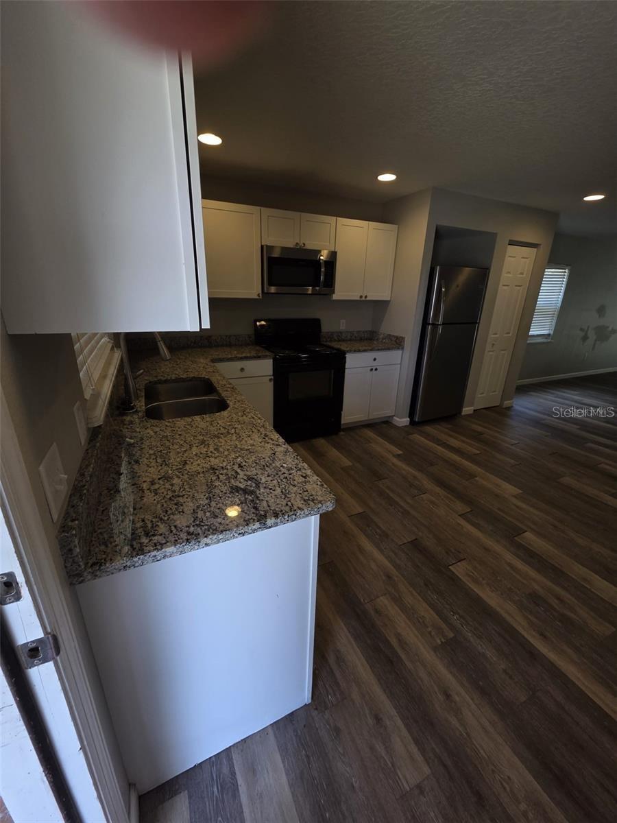 PLYMOUTH PLACE - Residential