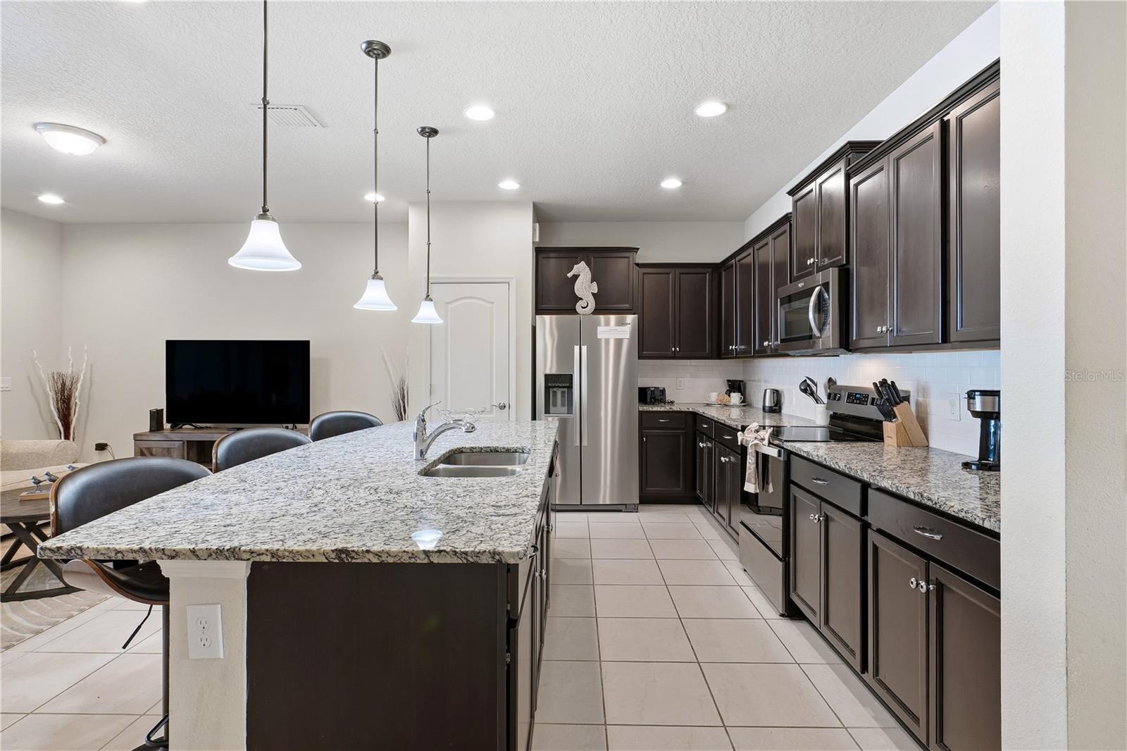 WINDSOR AT WESTSIDE PH 3 - Residential