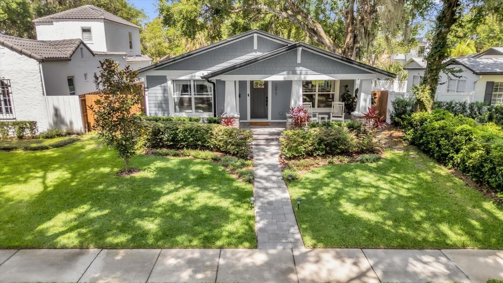1217 KENWOOD AVENUE