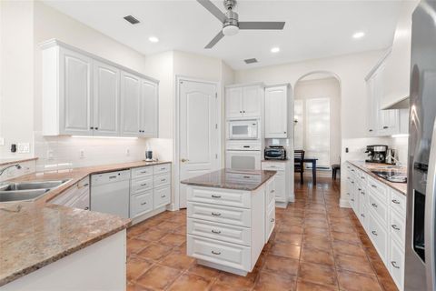 Tiny photo for 38230 Yale Circle, Leesburg, FL 34788 (MLS # G5107816)