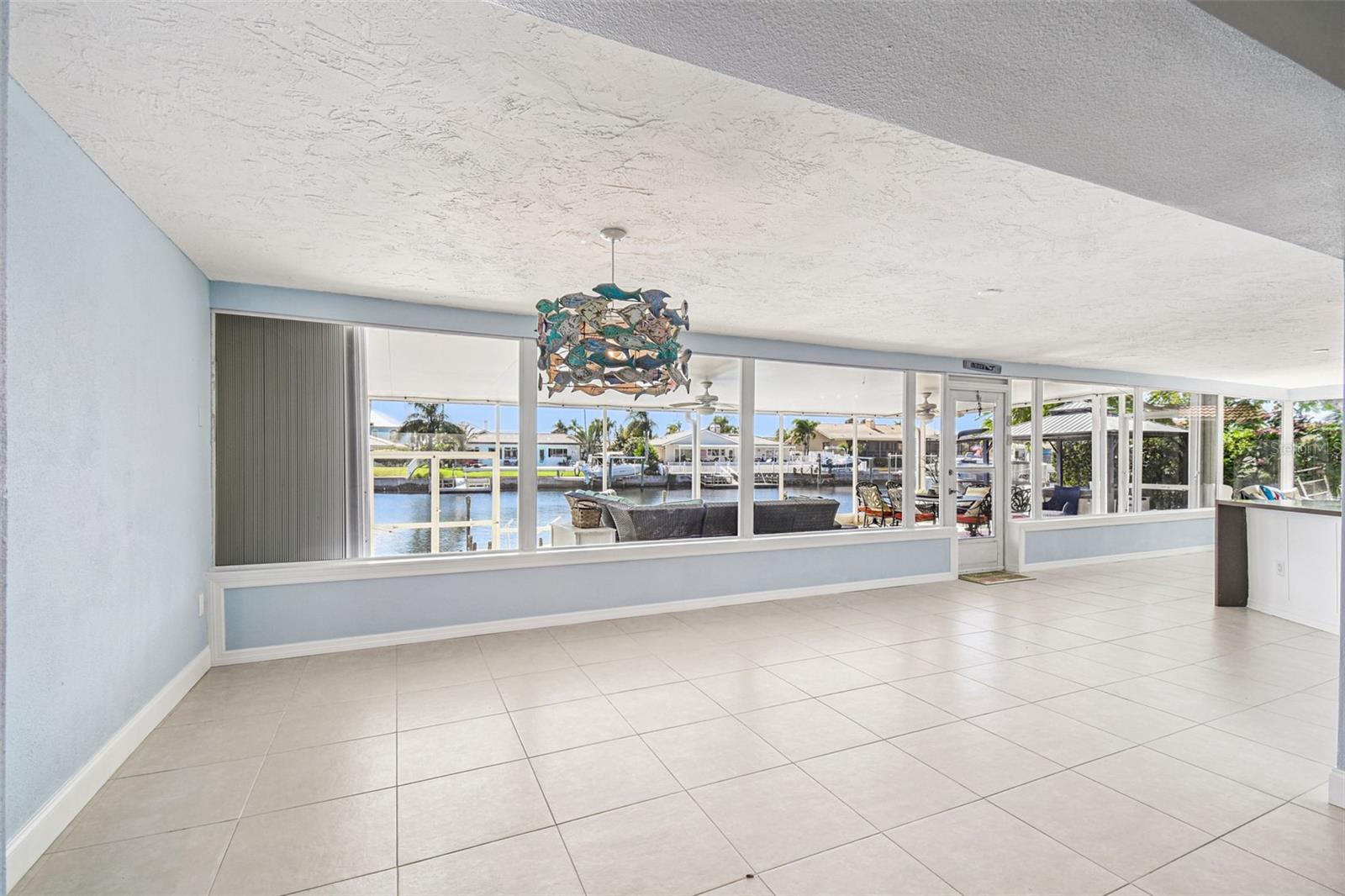 FLOR A MAR - Residential Lease