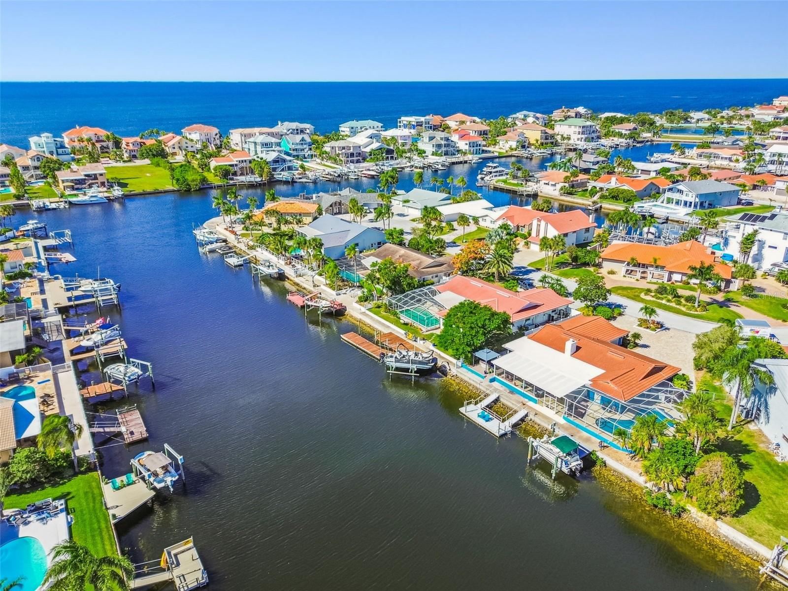 FLOR A MAR - Residential Lease