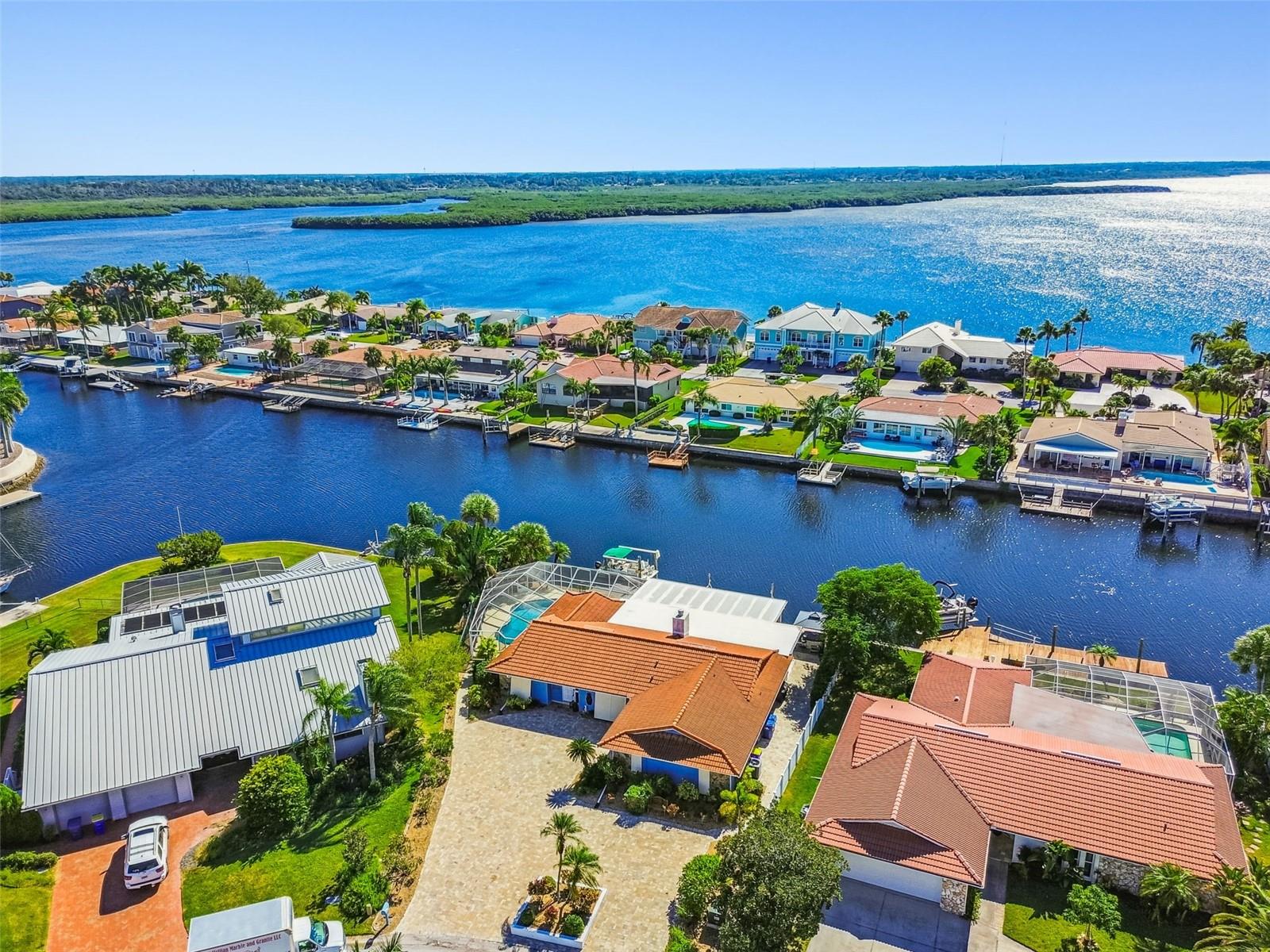 FLOR A MAR - Residential Lease