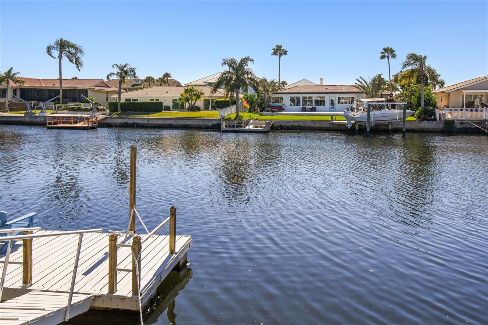 FLOR A MAR - Residential Lease