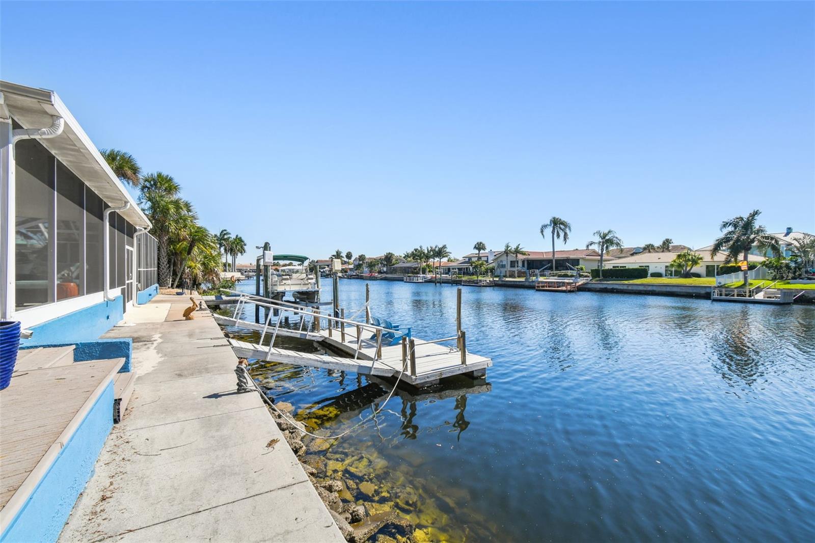 FLOR A MAR - Residential Lease