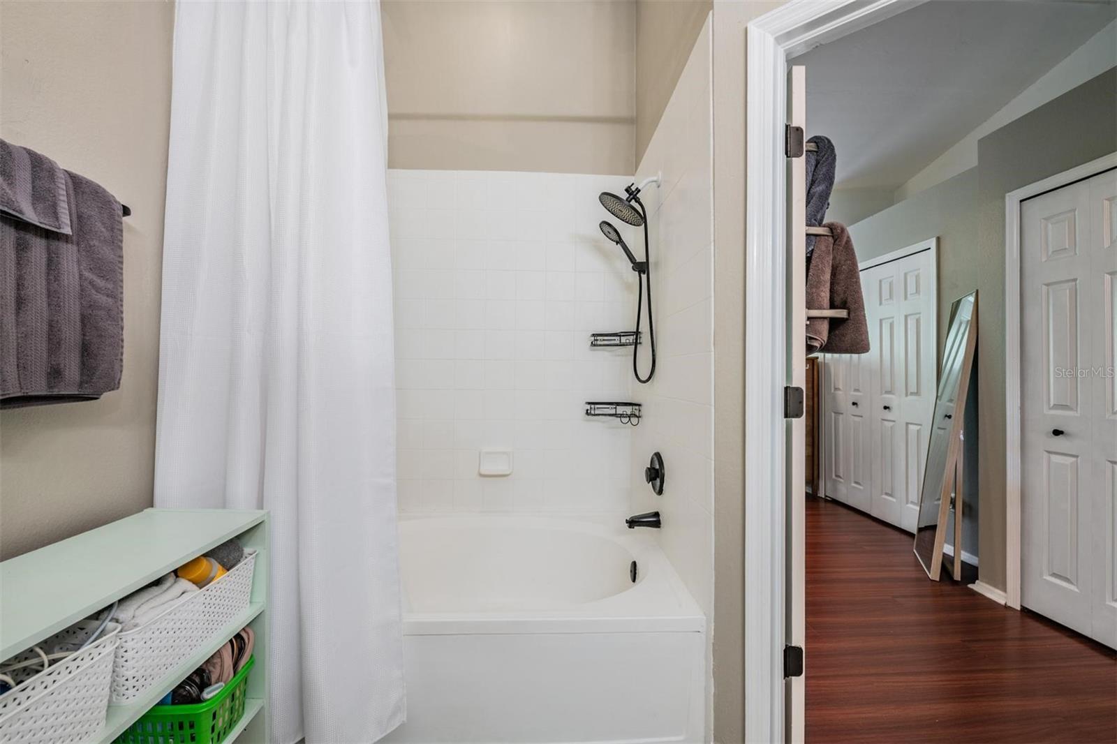 CARROLLWOOD KEY - Residential