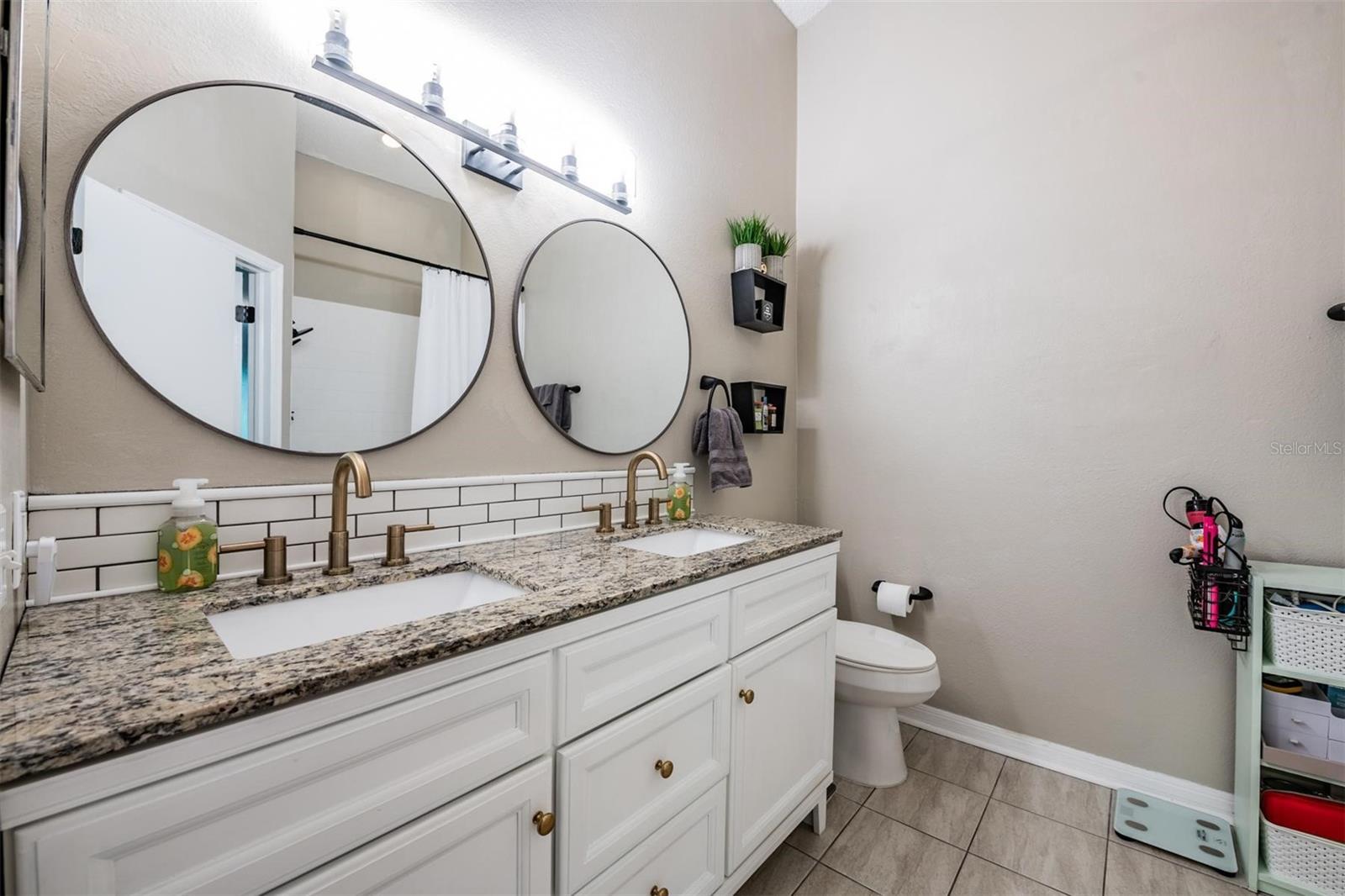 CARROLLWOOD KEY - Residential