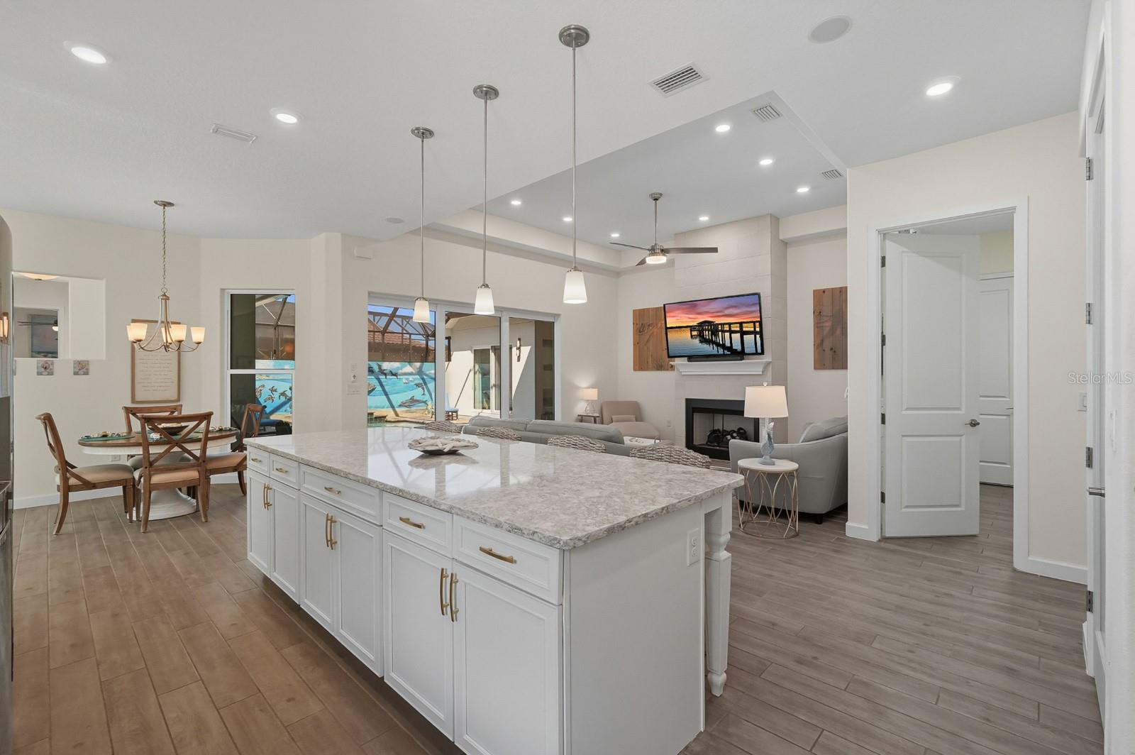 HIDDEN LAKES PH II - Residential
