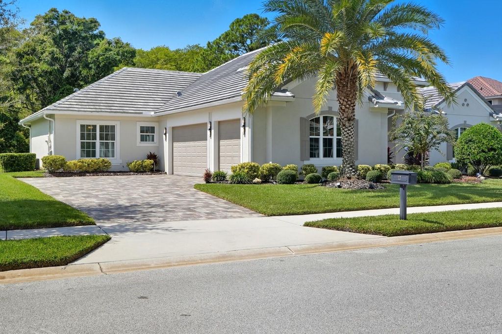 Photo of 17 New Leatherwood Drive, Palm Coast, FL 32137 (MLS # FC313066)