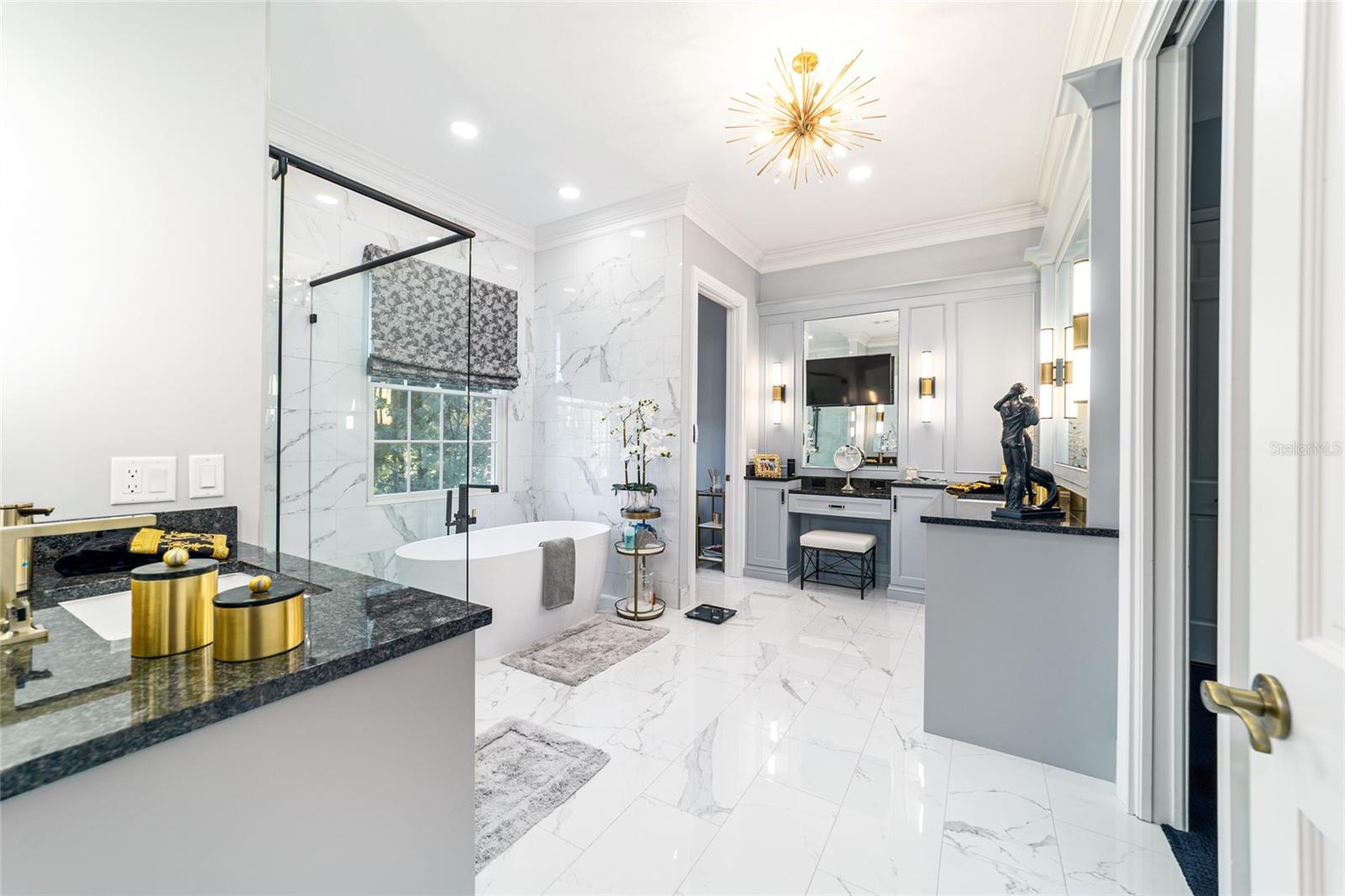 COUNTRY CLUB/OCALA UN 02 - Residential