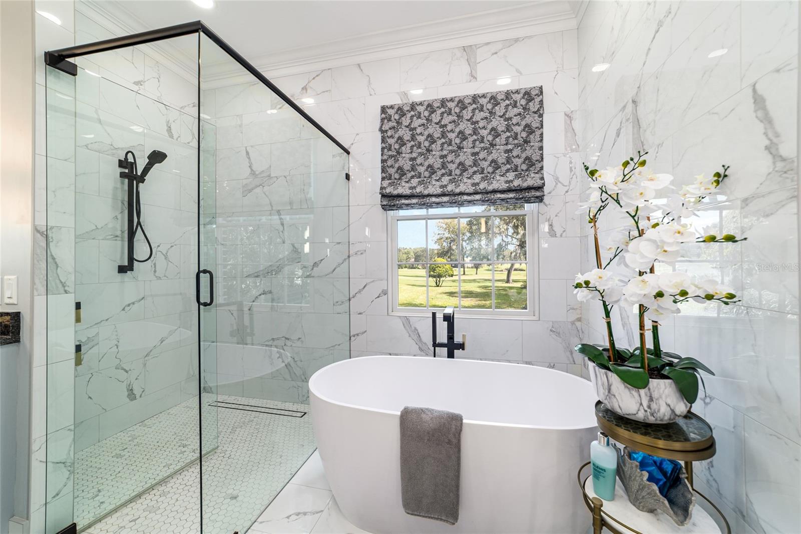 COUNTRY CLUB/OCALA UN 02 - Residential