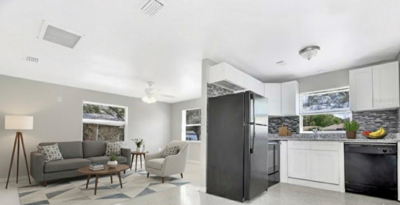 LAKEVIEW HEIGHTS - Residential Lease