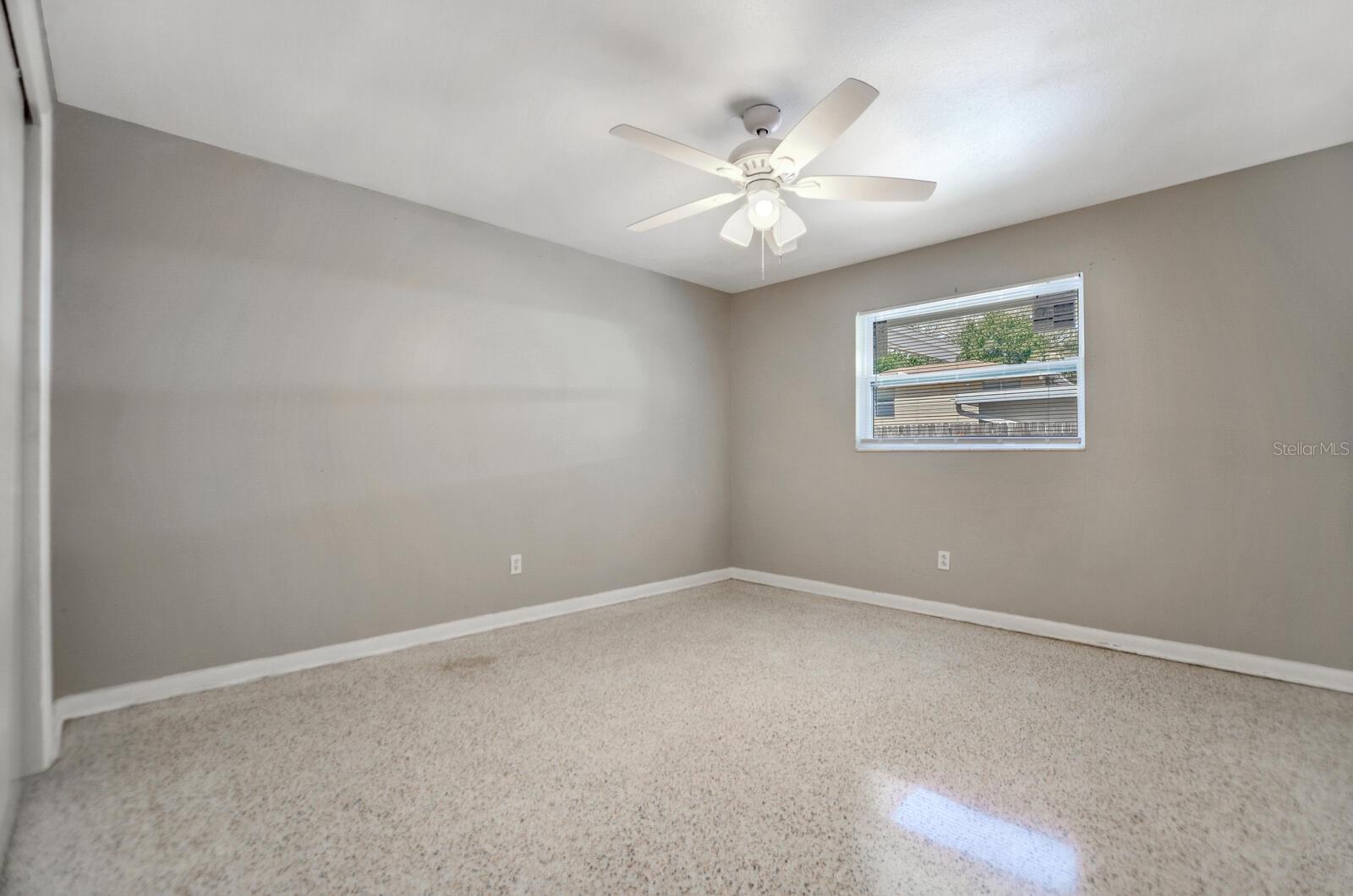 LAKEVIEW HEIGHTS - Residential Lease