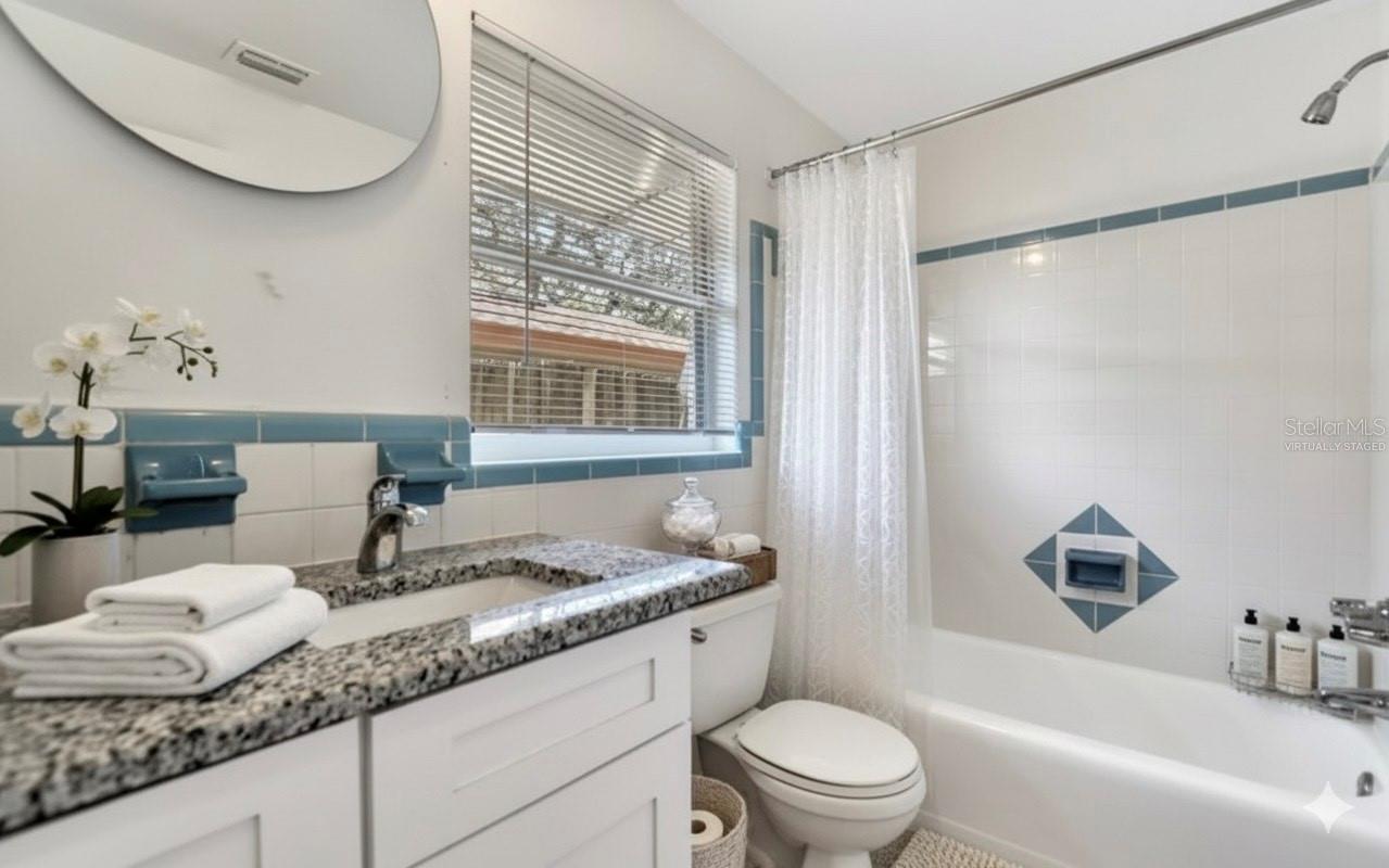 LAKEVIEW HEIGHTS - Residential Lease