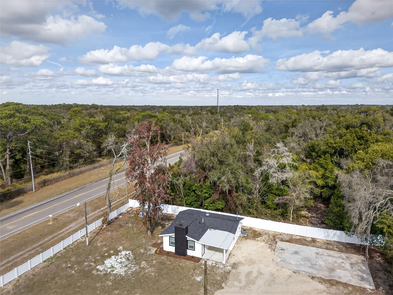 TROJAN TOWN - Residential