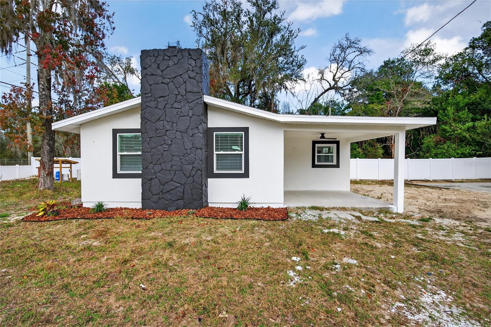 TROJAN TOWN - Residential