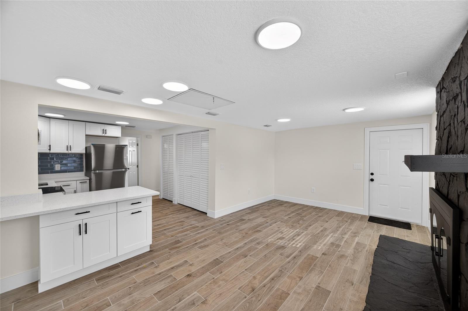 TROJAN TOWN - Residential