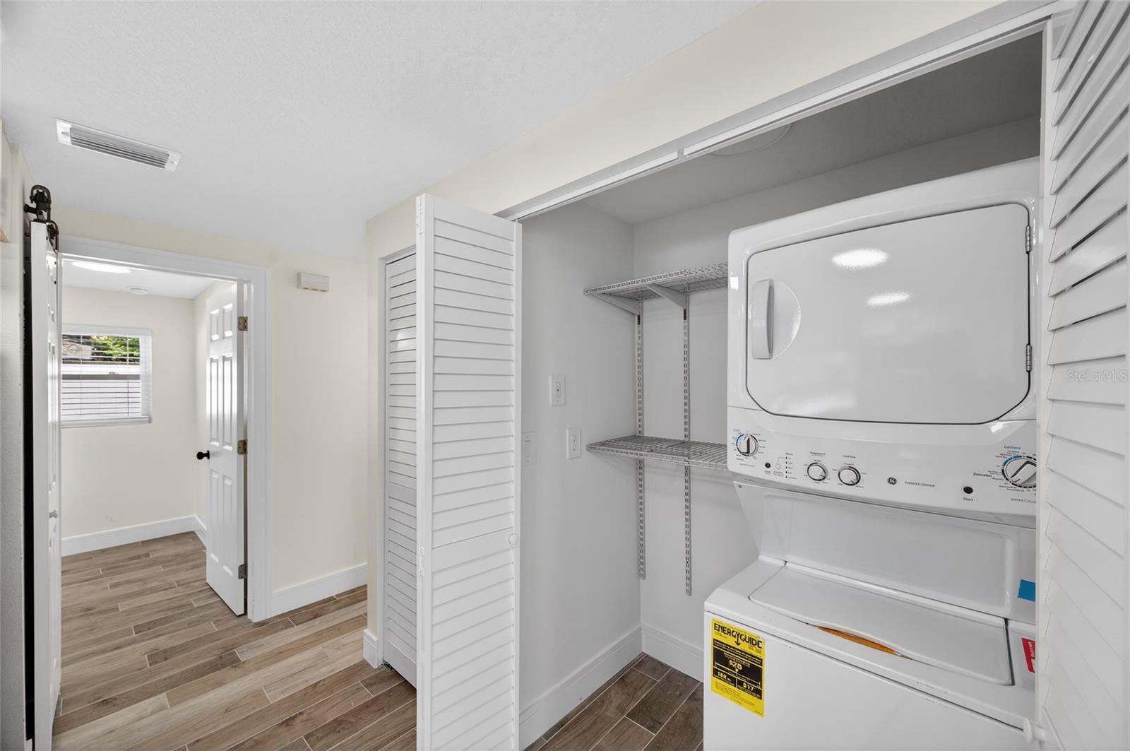 TROJAN TOWN - Residential