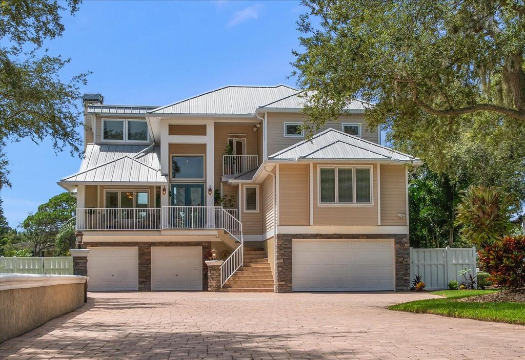 Photo of 2016 Gulfview Drive, Holiday, FL 34691 (MLS # TB8403880)