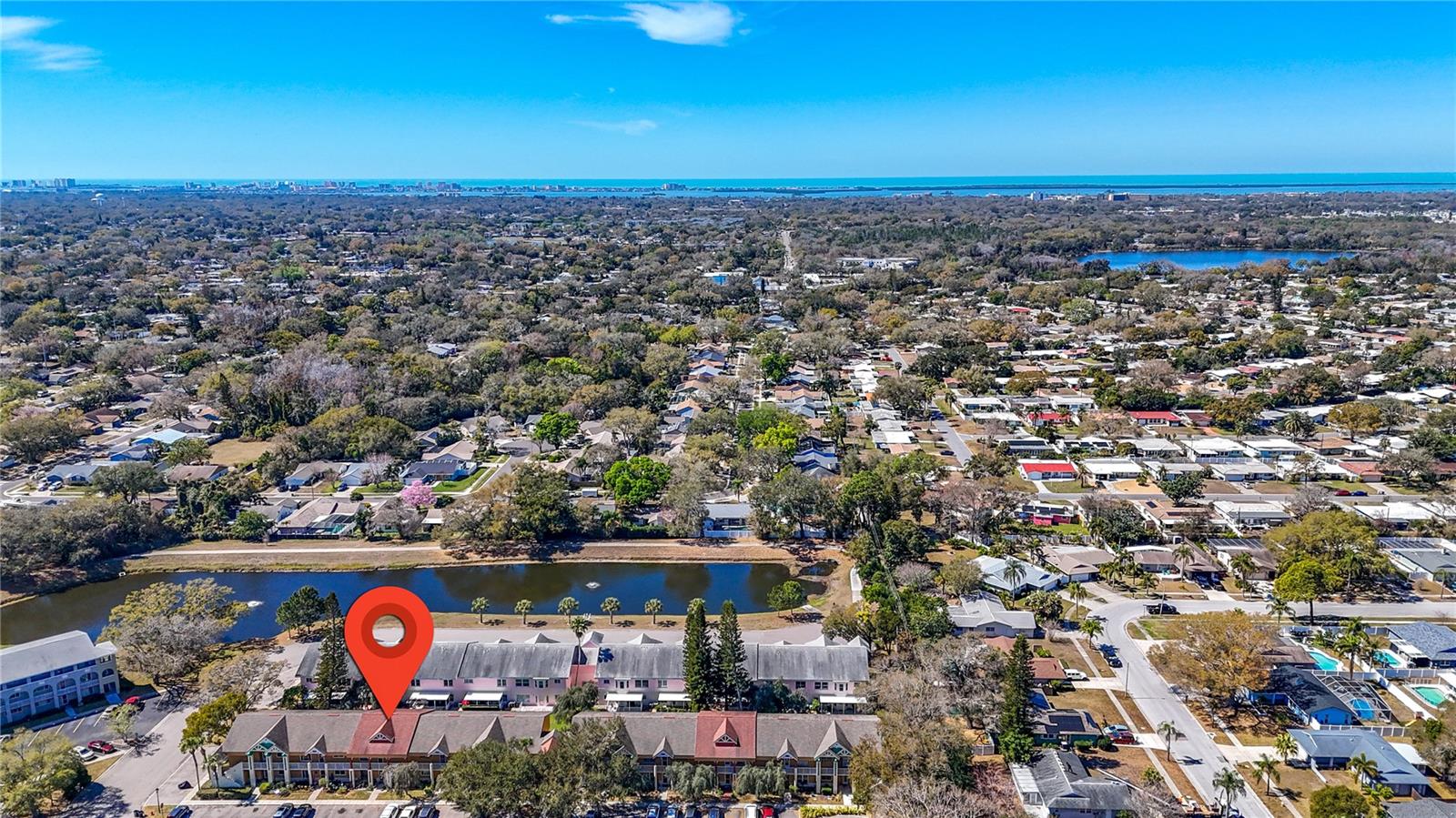 ON TOP OF THE WORLD - Residential