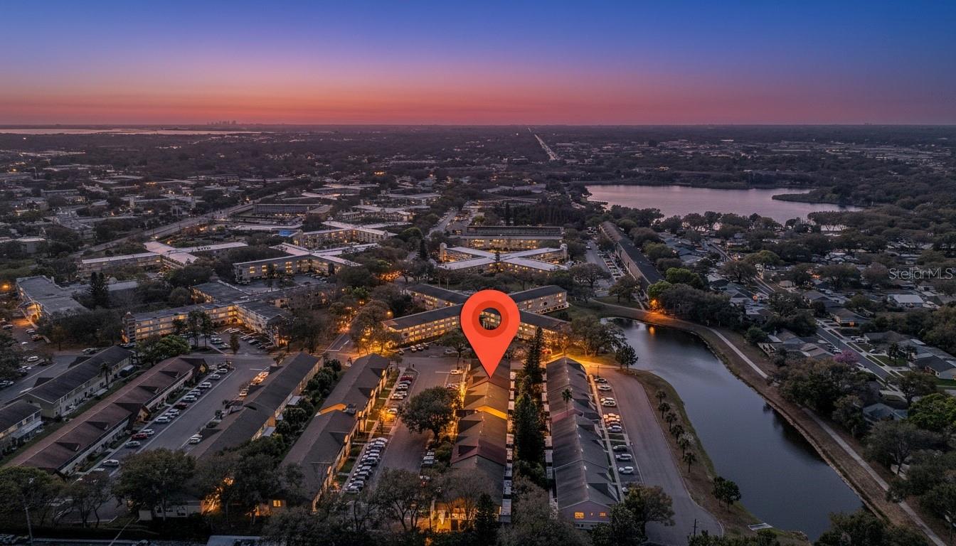 ON TOP OF THE WORLD - Residential