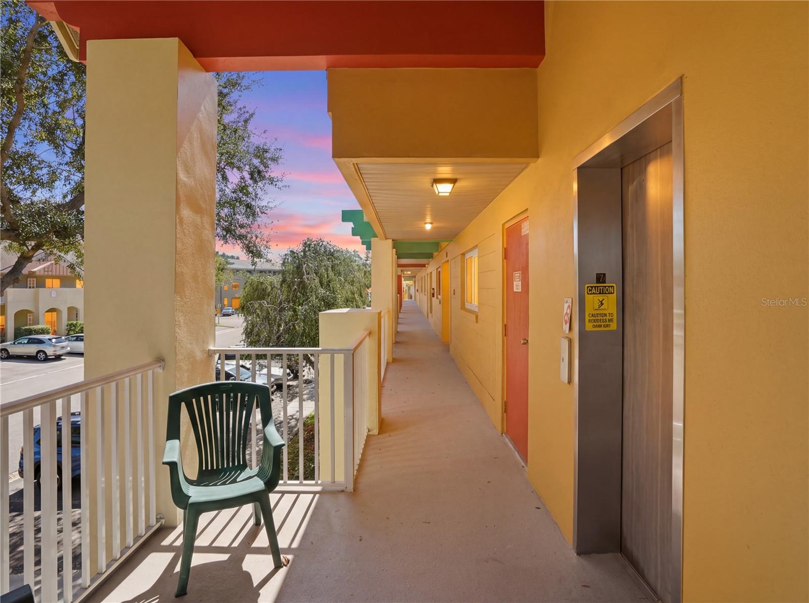 ON TOP OF THE WORLD - Residential