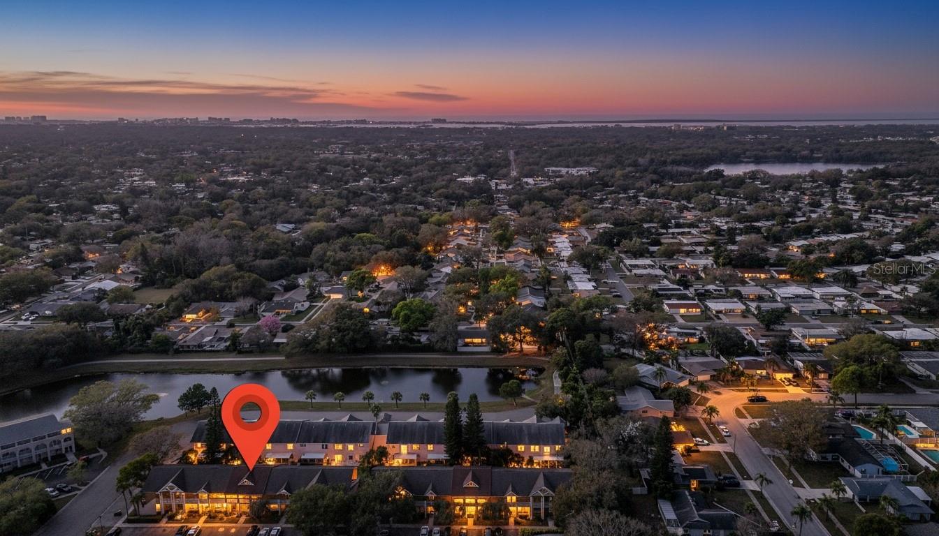 ON TOP OF THE WORLD - Residential