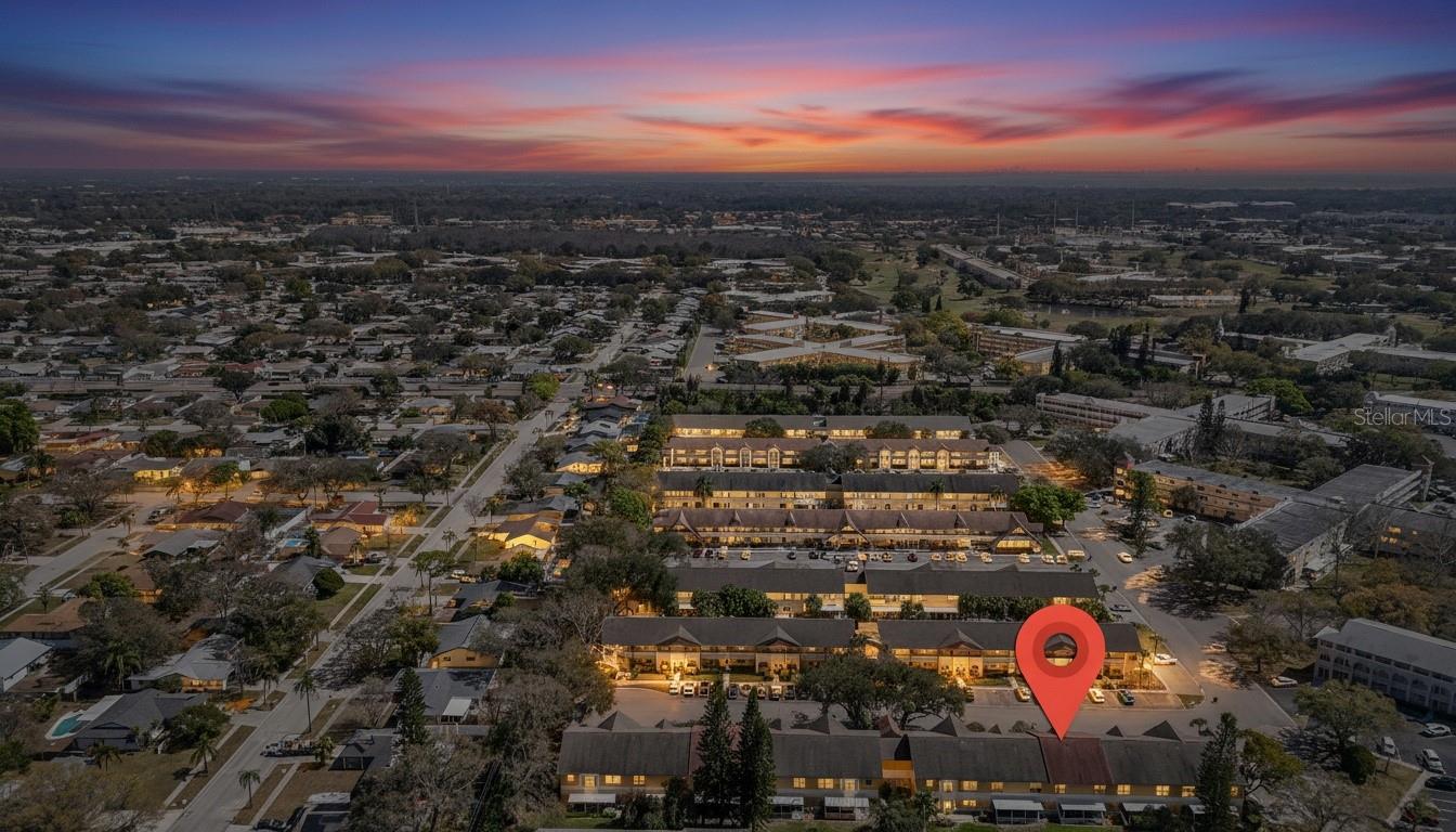 ON TOP OF THE WORLD - Residential