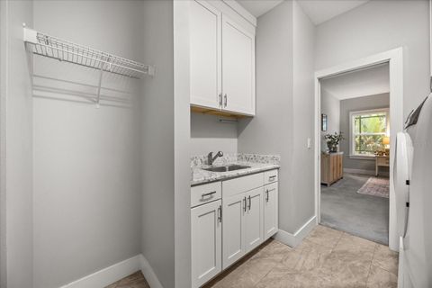 Tiny photo for 2945 Lakeshore Drive, Mount Dora, FL 32757 (MLS # G5099261)