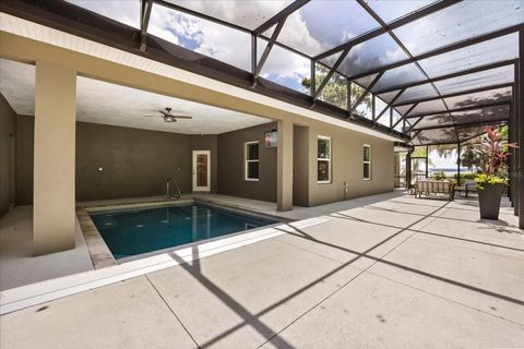 Tiny photo for 2945 Lakeshore Drive, Mount Dora, FL 32757 (MLS # G5099261)