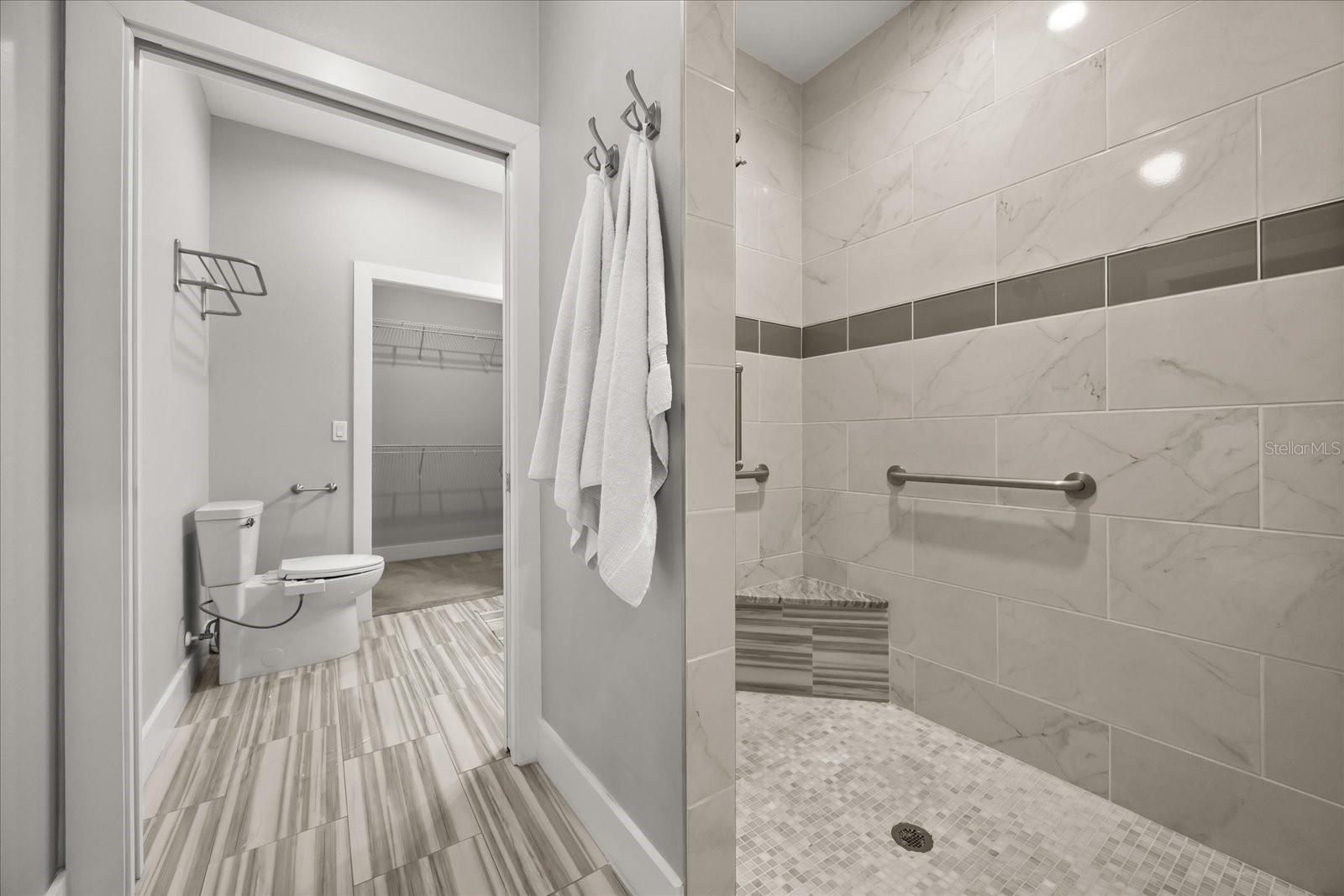 LAKE DORA PINES #C - Residential