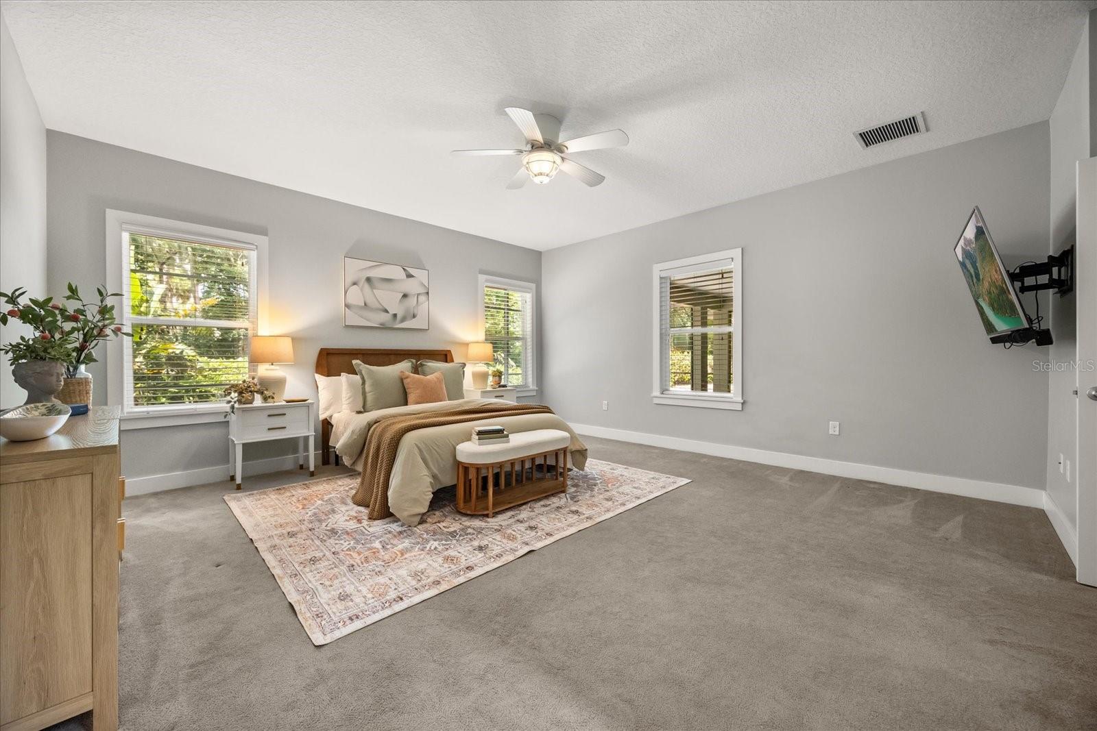 LAKE DORA PINES #C - Residential