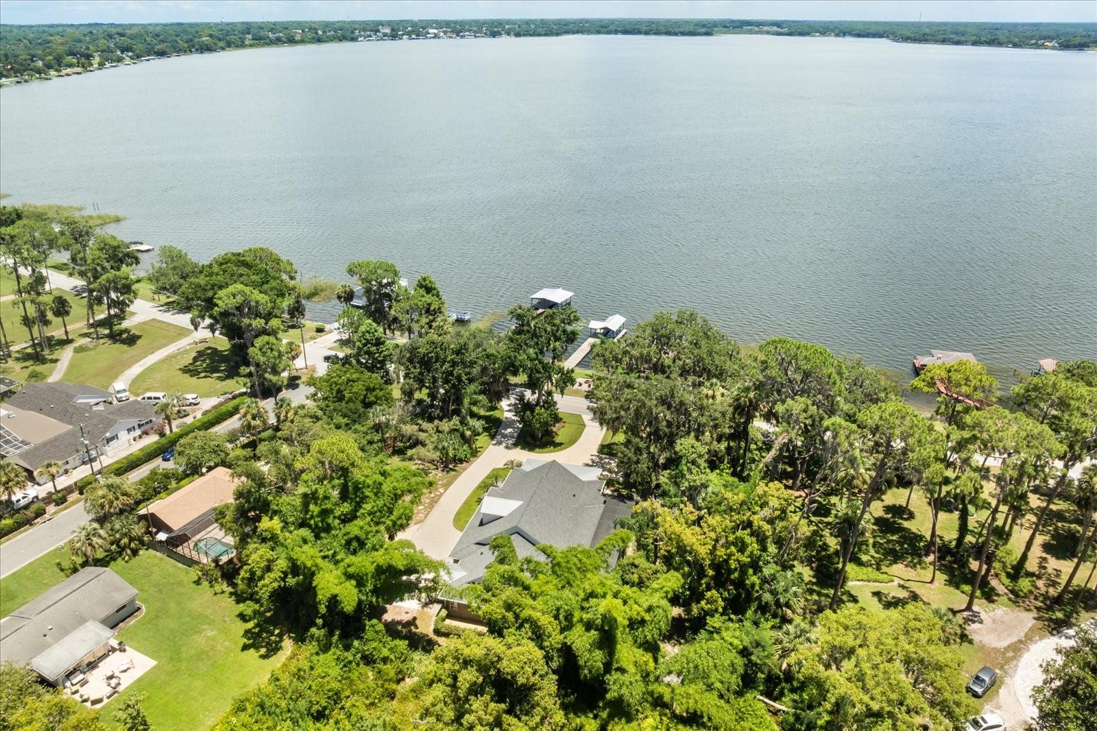 LAKE DORA PINES #C - Residential