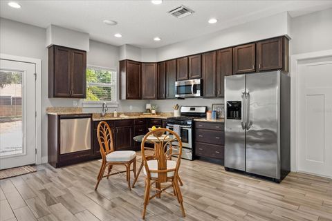 Tiny photo for 2945 Lakeshore Drive, Mount Dora, FL 32757 (MLS # G5099261)