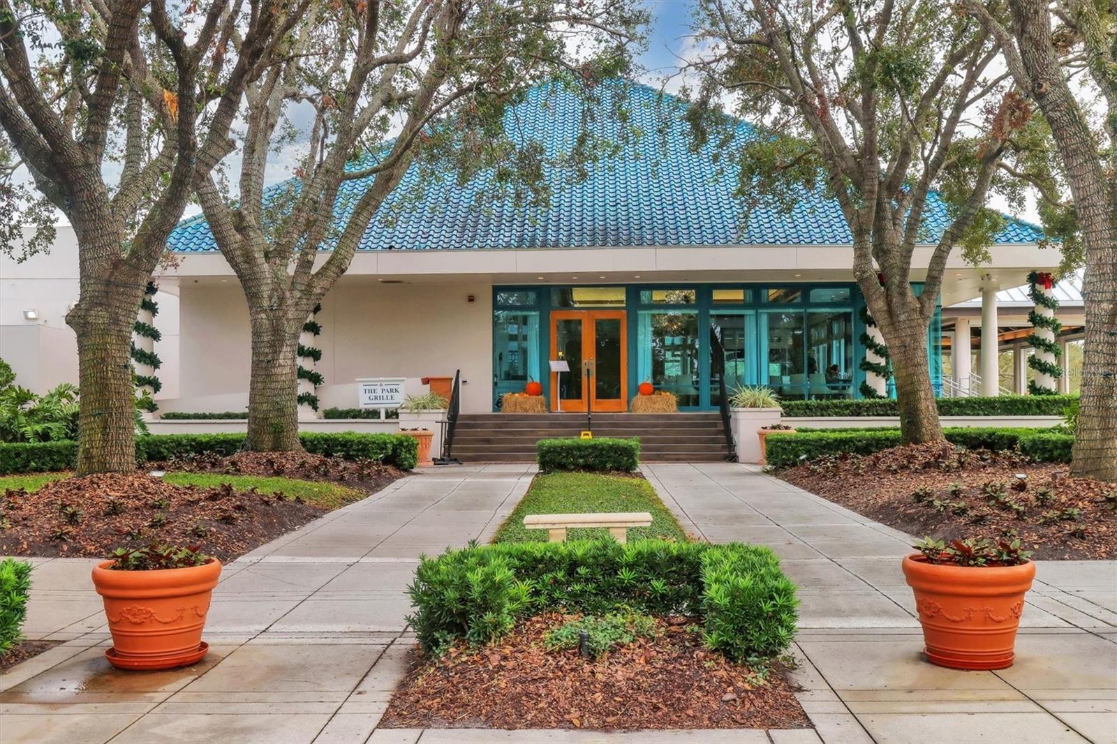 UNIVERSITY PARK COUNTRY CLUB - Residential
