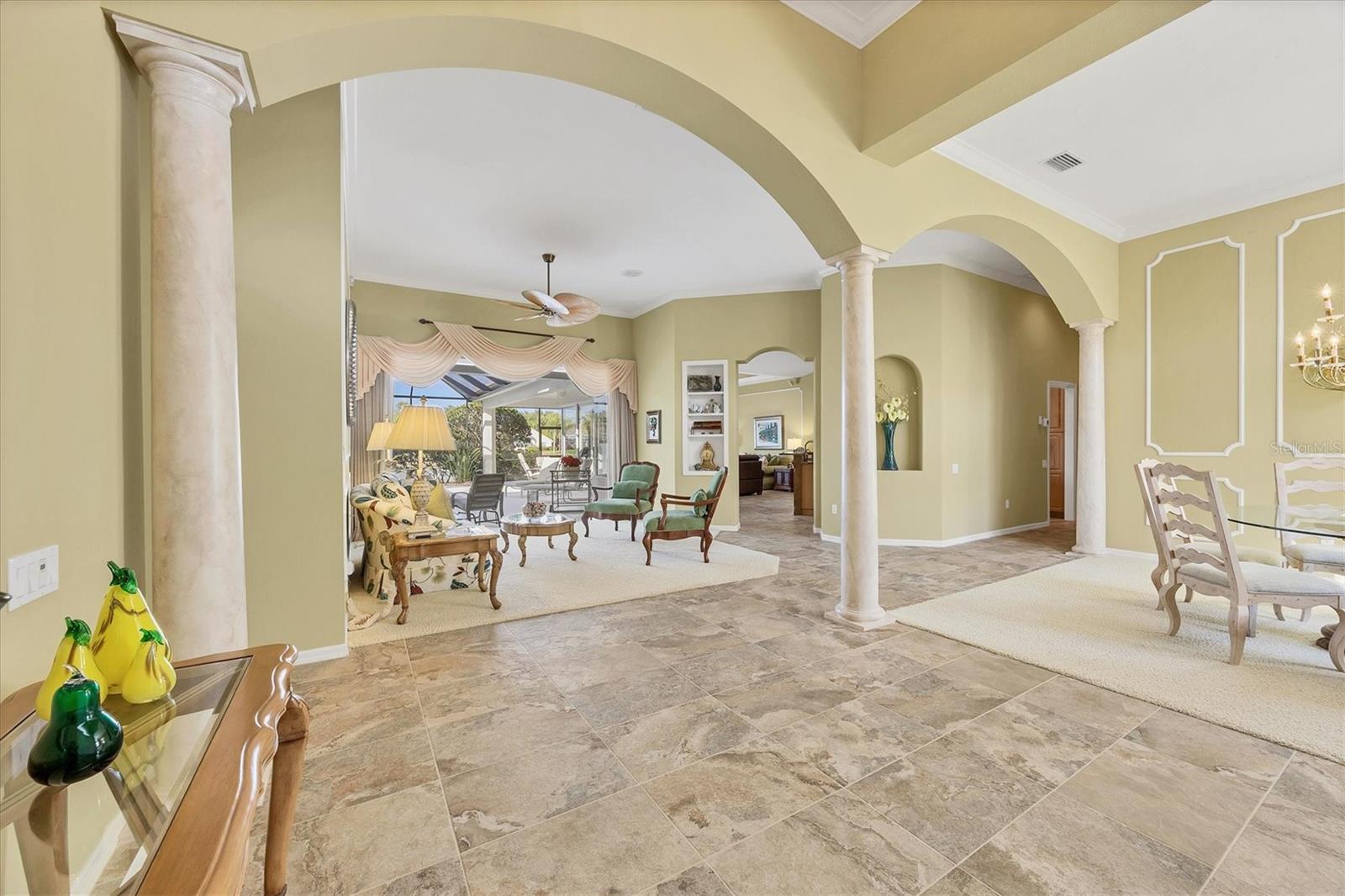 UNIVERSITY PARK COUNTRY CLUB - Residential