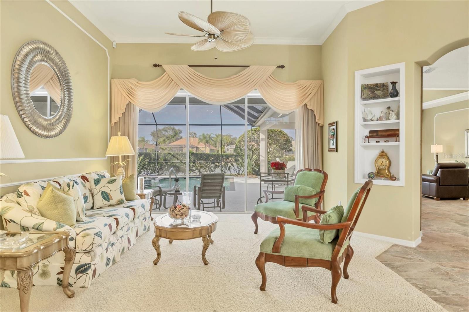 UNIVERSITY PARK COUNTRY CLUB - Residential