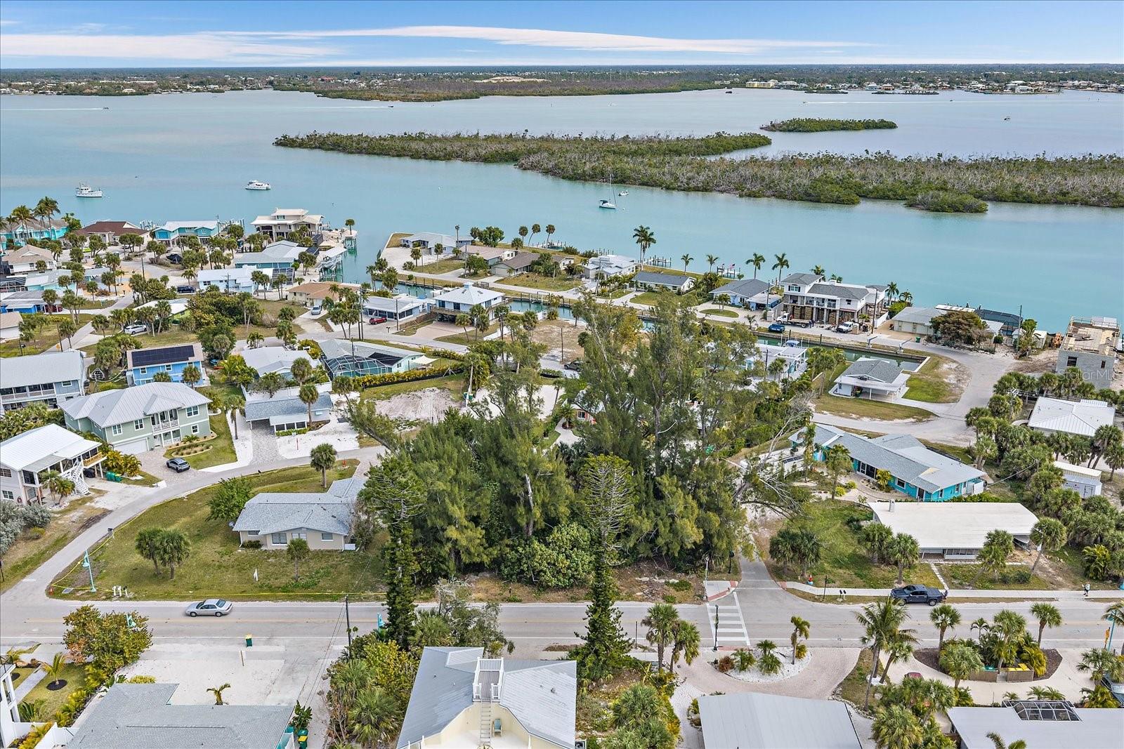 1140 LITTLE COURT, ENGLEWOOD, FL, 34223 1 1140 LITTLE COURT