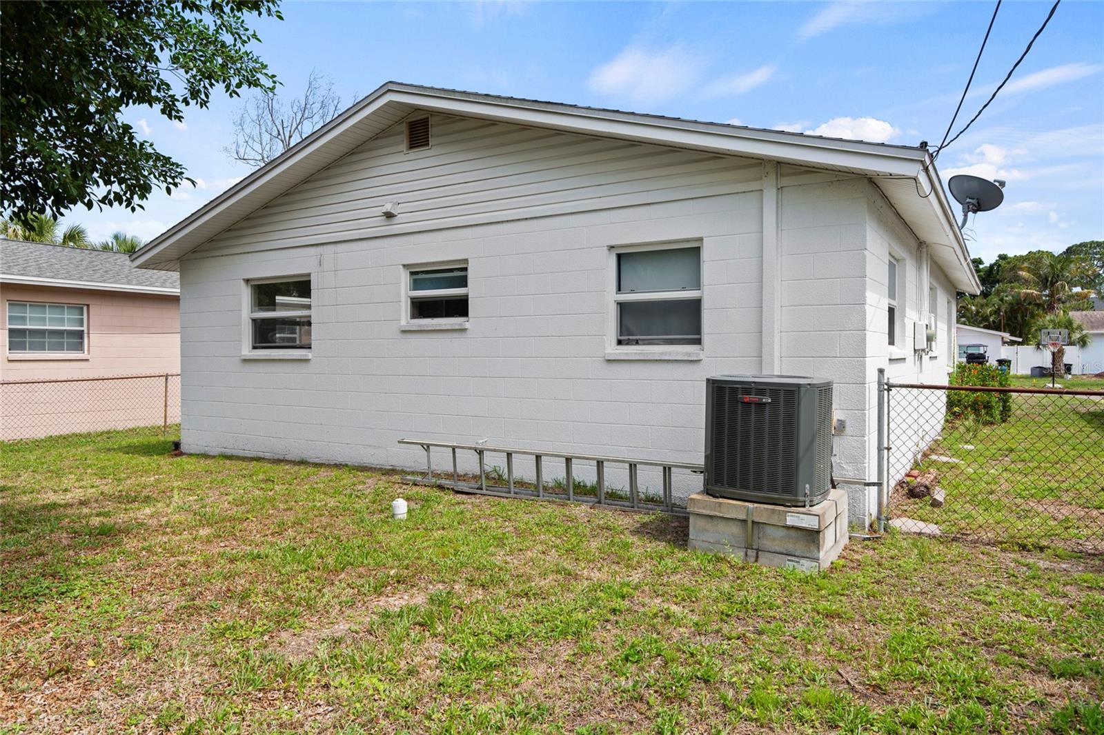 SHOREACRES CENTER - Residential