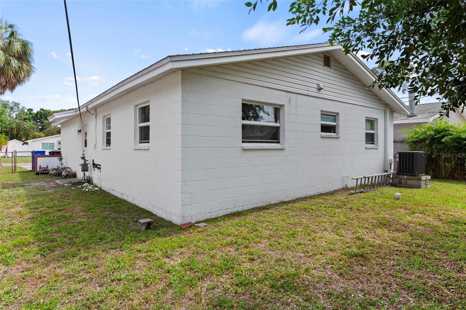 SHOREACRES CENTER - Residential
